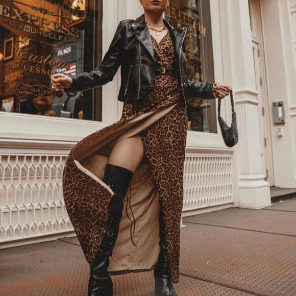 The Santoro Gown Jay Godfrey - Picture 6 of 16